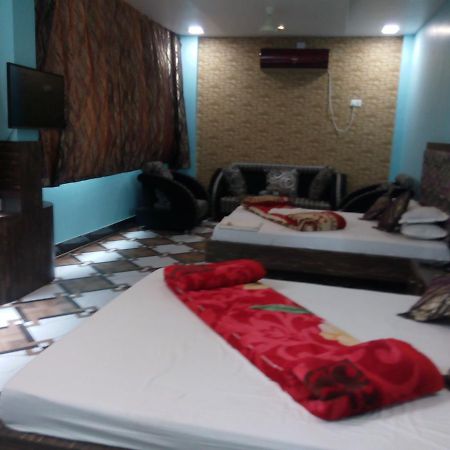 Hotel Rajkamal Deoghar Oda fotoğraf